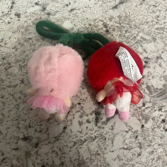 Adorable Plush crybaby Keychains - Pink and Red - Picture 4 of 4